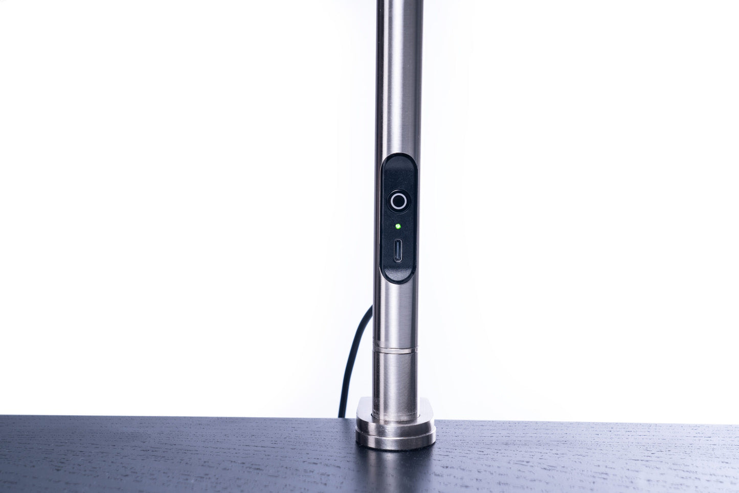 Lampă de Masă Slimline 4 Daylight – Oțel Periat