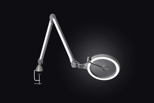 Lampă LED cu Lupă iQ Daylight