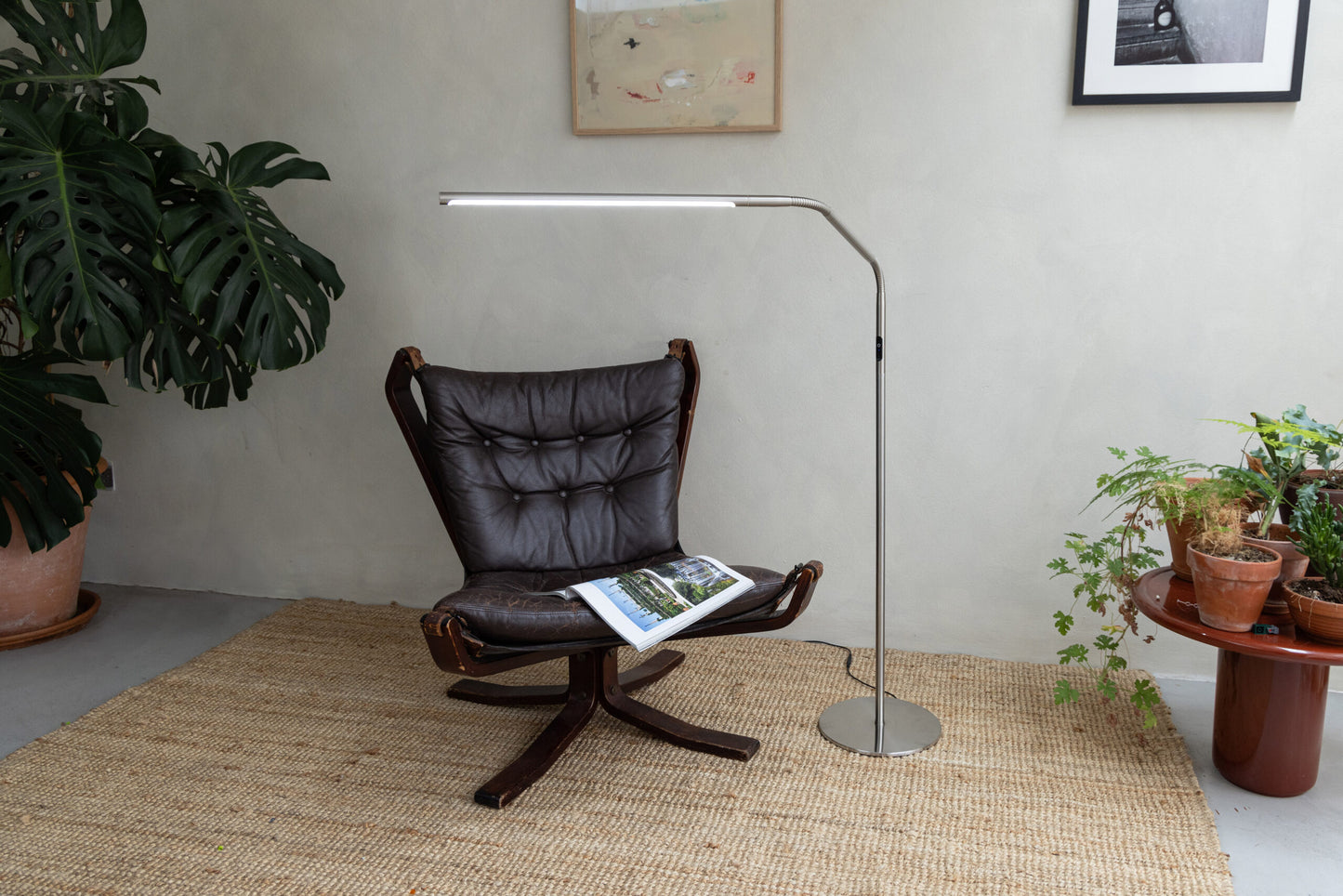 Lampă de Podea Slimline 4 Daylight – Oțel Periat