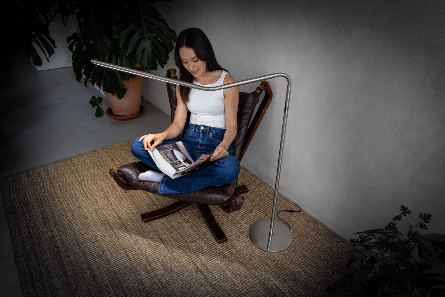 Lampă de Podea Slimline 4 Daylight – Oțel Periat