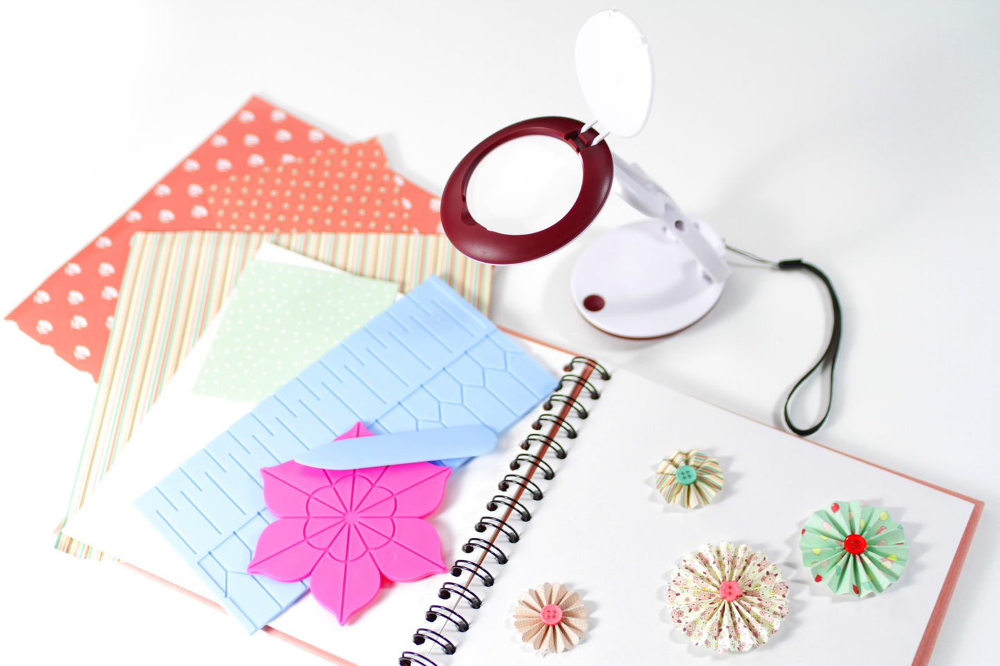 Lupă Iluminată Portabilă YoYo Magnifier Daylight